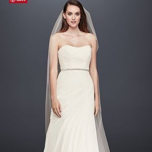 NWT David’s Bridal wedding dress sz 10